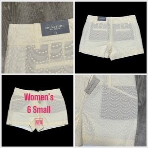 Women's Ann Taylor Signature 6 Small 4” Shorts Chino Khakis Lace Ivory Cream NWT